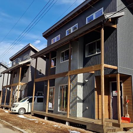 Kitsune Cottages Hakuba Buitenkant foto