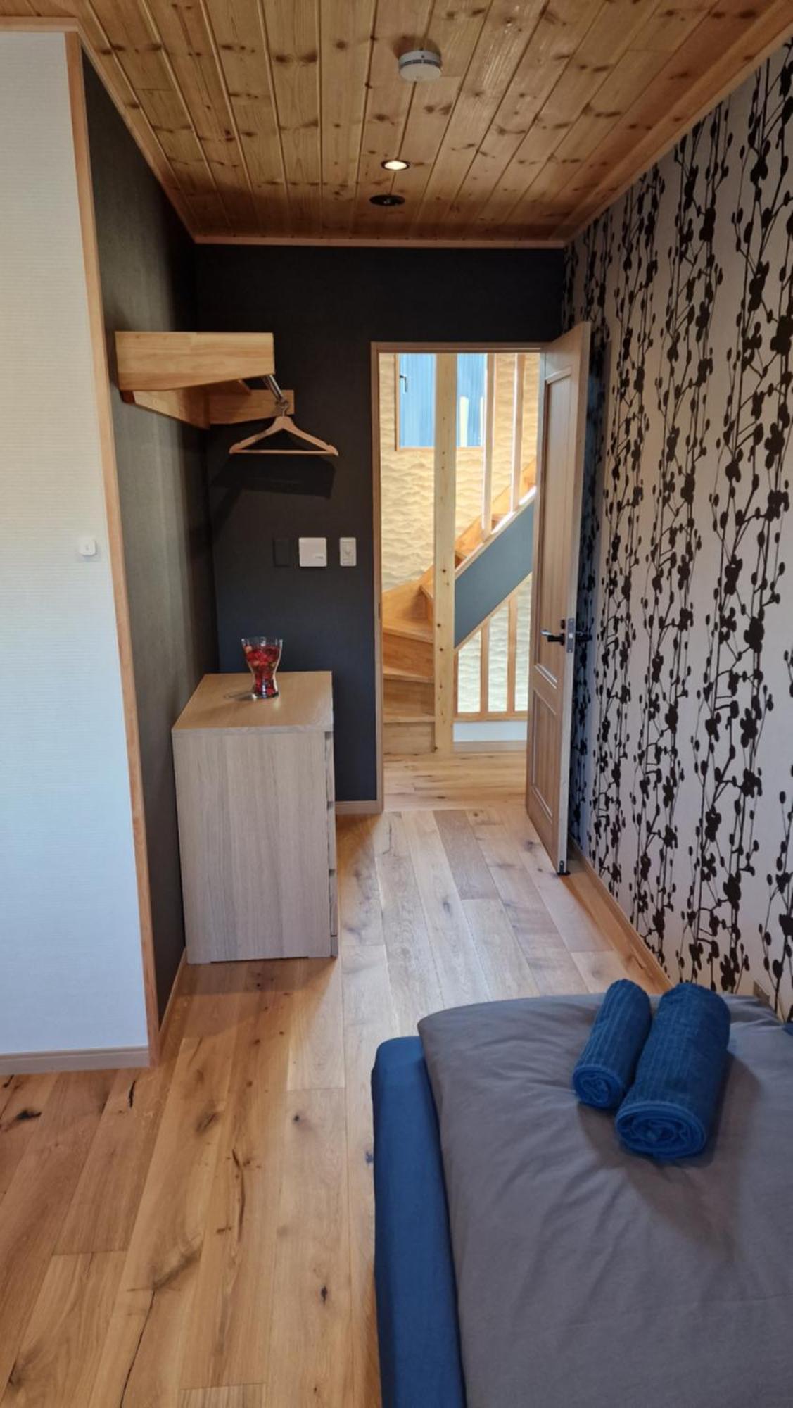 Kitsune Cottages Hakuba Buitenkant foto