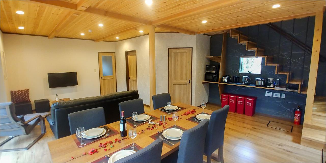 Kitsune Cottages Hakuba Buitenkant foto